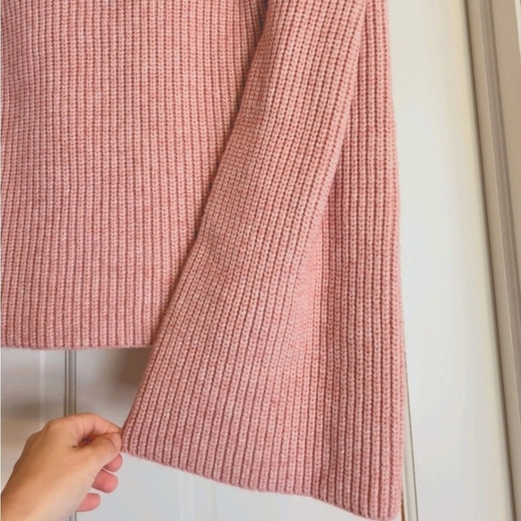64. ENDLESS ROSE Pink Bell Sleeve Sweater small Revolve - Picture 9 of 10